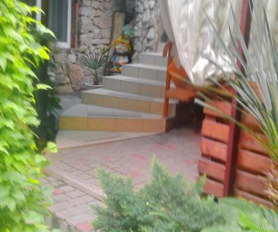 Однокомнатная в Феодосии для отдыха, центр, частный сектор: Феодосия, Митридатская улица, фото 2