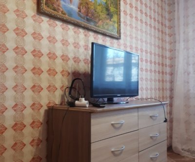 1-я квартира с евроремонтом: Тобольск, 15 микрорайон, фото 1