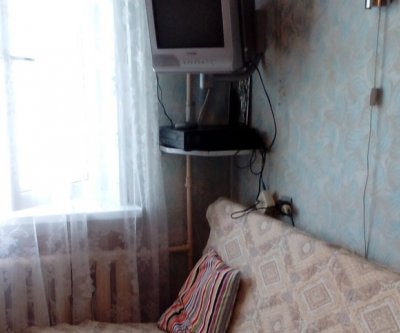 Недорогая посуточная квартира: Дзержинск, улица Черняховского, фото 3