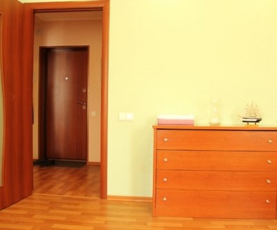 Очень уютная квартира в 5 мин. от центра: Омск, улица 22 Апреля, фото 2