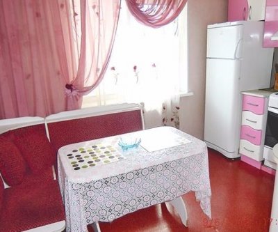 Уютная квартира для вас!: Омск, улица 70 лет Октября, фото 2