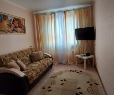Уютная квартира для гостей города!: Челябинск, улица Рылеева, фото 1