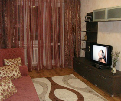 1,5 комнатная квартира со всеми удобствами: Сухум, улица Киараз, фото 1