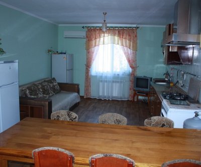 Гостевой дом Кача: Севастополь, набережная Чкалова, фото 1