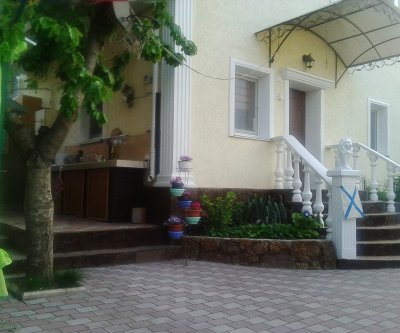 Дом в центральной части Севастополя: Севастополь, улица Сафронова, фото 1