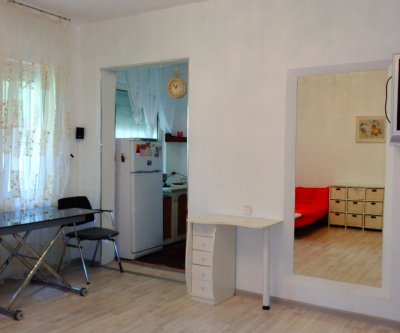 Квартира в частном доме в районе Приморского парка: Ялта, улица Щербака, фото 5