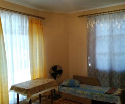 Отдельный 4-х комнатный дом у моря: Алушта, улица Багликова, фото 4