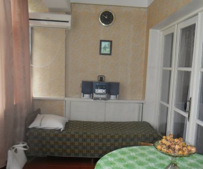 2х комнатная квартира в Гаграх у моря: Гагра, улица Абазгаа, фото 1