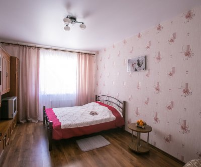 Посуточная аренда 1-комнатной квартиры 36 м²: Симферополь, Луговая улица, фото 1