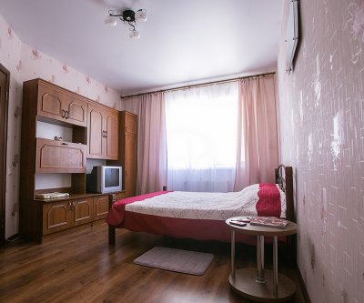 Посуточная аренда 1-комнатной квартиры 36 м²: Симферополь, Луговая улица, фото 2