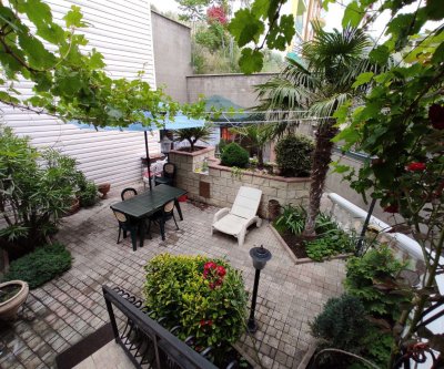 Апартаменты с уютным двориком в Мисхоре: Кореиз, Южная улица, фото 1