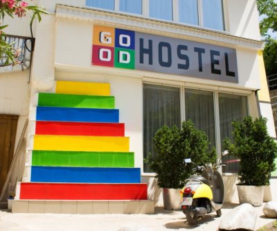 Хостел «Good Hostel»: Алушта, Артиллерийская улица, фото 1