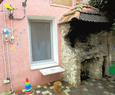 Уютный домик с террасой на 2-5 человек в Феодосии: Феодосия, Военно-морской переулок, фото 4