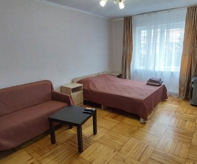 Уютная Квартира у самого моря центре г.Гагра: Гагра, улица Абазгаа, фото 1