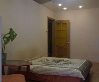 Отличная 2х комнатная квартира в центре Алушты.: Алушта, Пионерская улица, фото 2