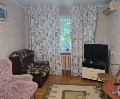 Посуточно 1-комнатная квартира в Симферополе: Симферополь, улица Беспалова, фото 4