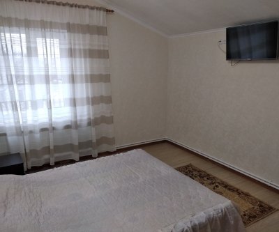 Гостевой дом «У Людмилы» однокомнатная квартира под ключ: Черноморское, Пограничная улица, фото 2