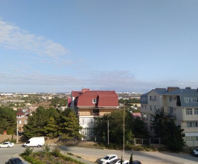 Квартира с хорошим видом в новом 10 этажном доме.: Севастополь, улица Александра Маринеско, фото 1