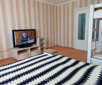 Уютная благоустроенная квартира с панорамным видом на Белую Скалу: Белогорск, Нижнегорская улица, фото 5