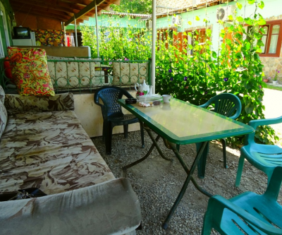 «Эмилия» мини-гостиница в Судаке: Судак, улица Льва Бруни, фото 4