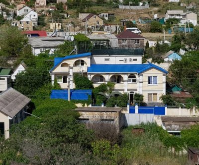 «Ариадна» гостевой дом в Орджоникидзе: Орджоникидзе, Морская улица, фото 1