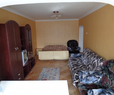 1-комнатная уютная квартира: Кисловодск, улица Куйбышева, фото 1