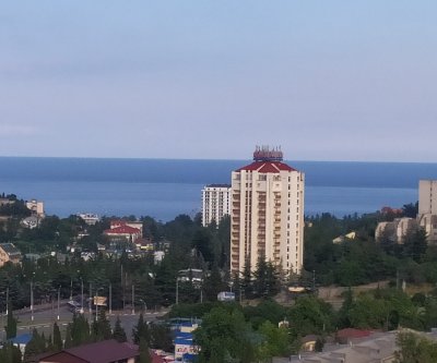 Квартира с панорамным видом на море, горы, город: Алушта, улица 60 лет СССР, фото 4