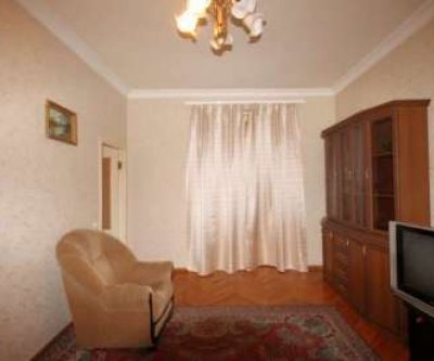 3-комнатная квартира, улица Теряна-дом-1: Ереван, улица, фото 2