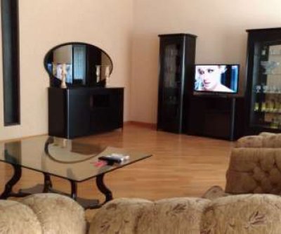 3-комнатная квартира, улица Рашида Бейбудова: Баку, улица Рашида Бейбудова, фото 2